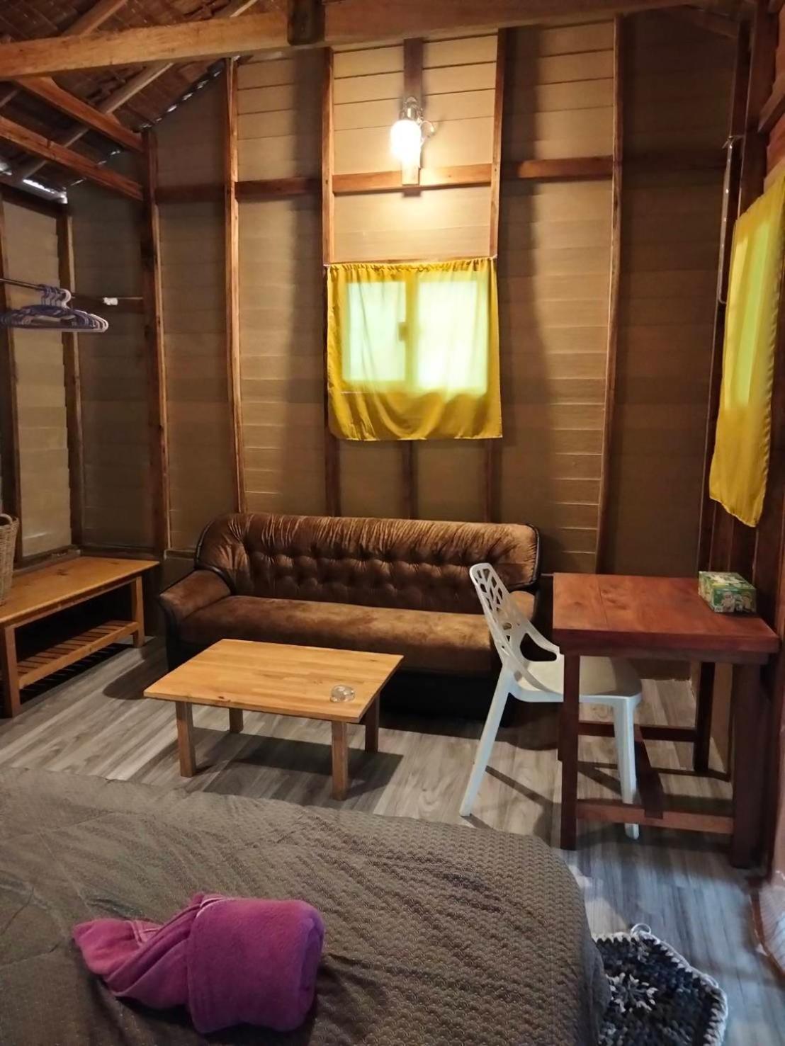 Lazy Hut Hotel Koh Phayam Eksteriør billede