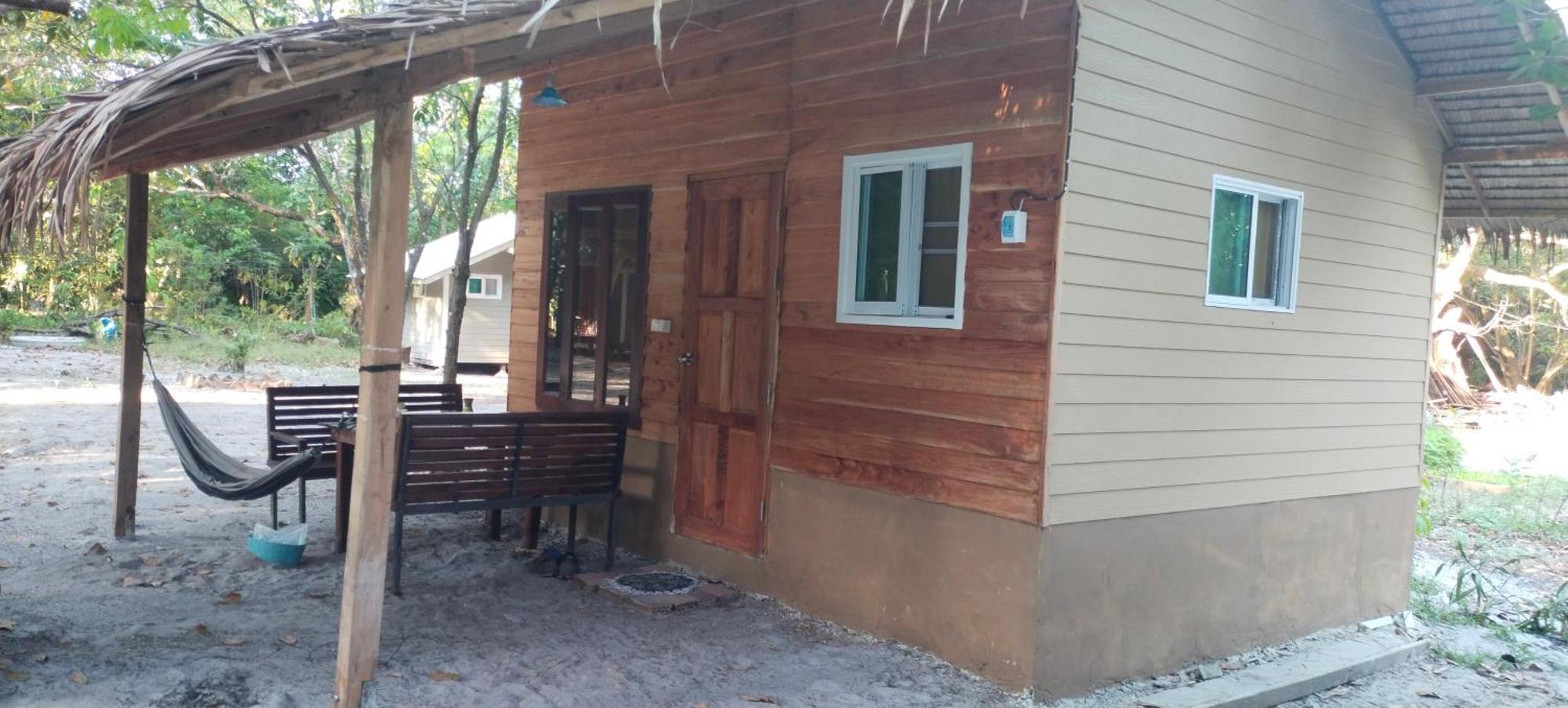 Lazy Hut Hotel Koh Phayam Eksteriør billede