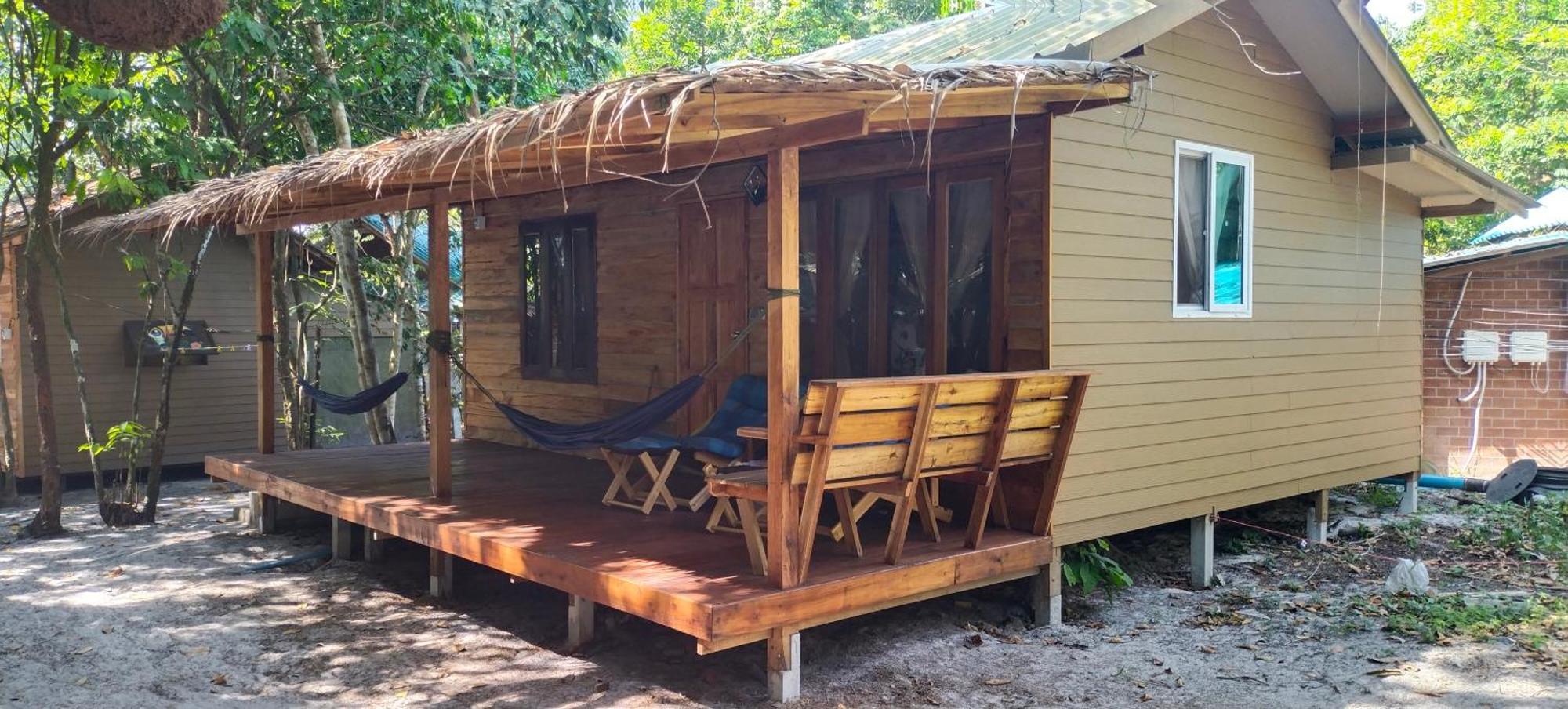 Lazy Hut Hotel Koh Phayam Eksteriør billede