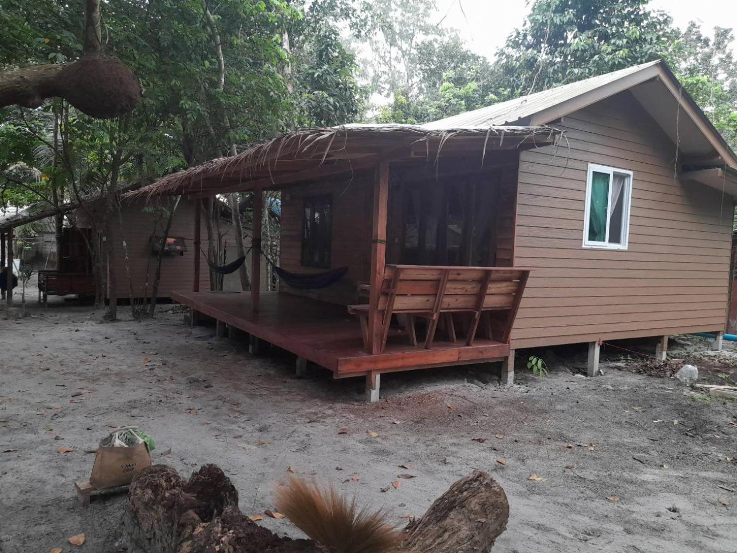 Lazy Hut Hotel Koh Phayam Eksteriør billede