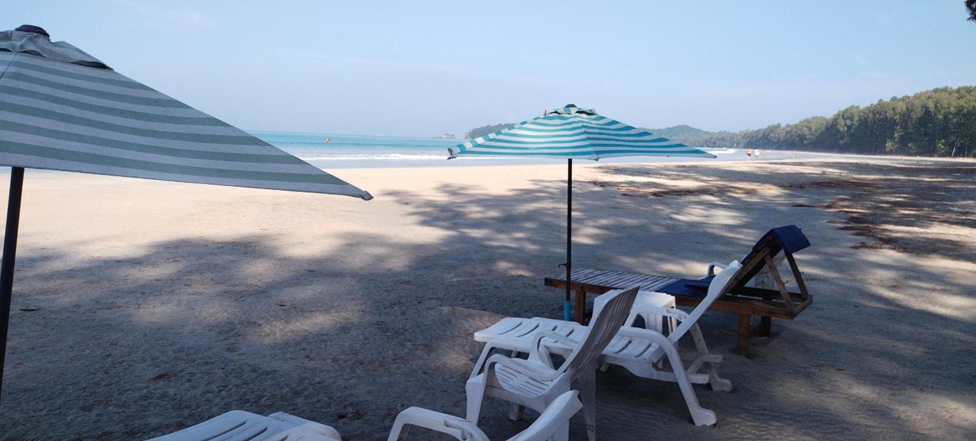 Lazy Hut Hotel Koh Phayam Eksteriør billede