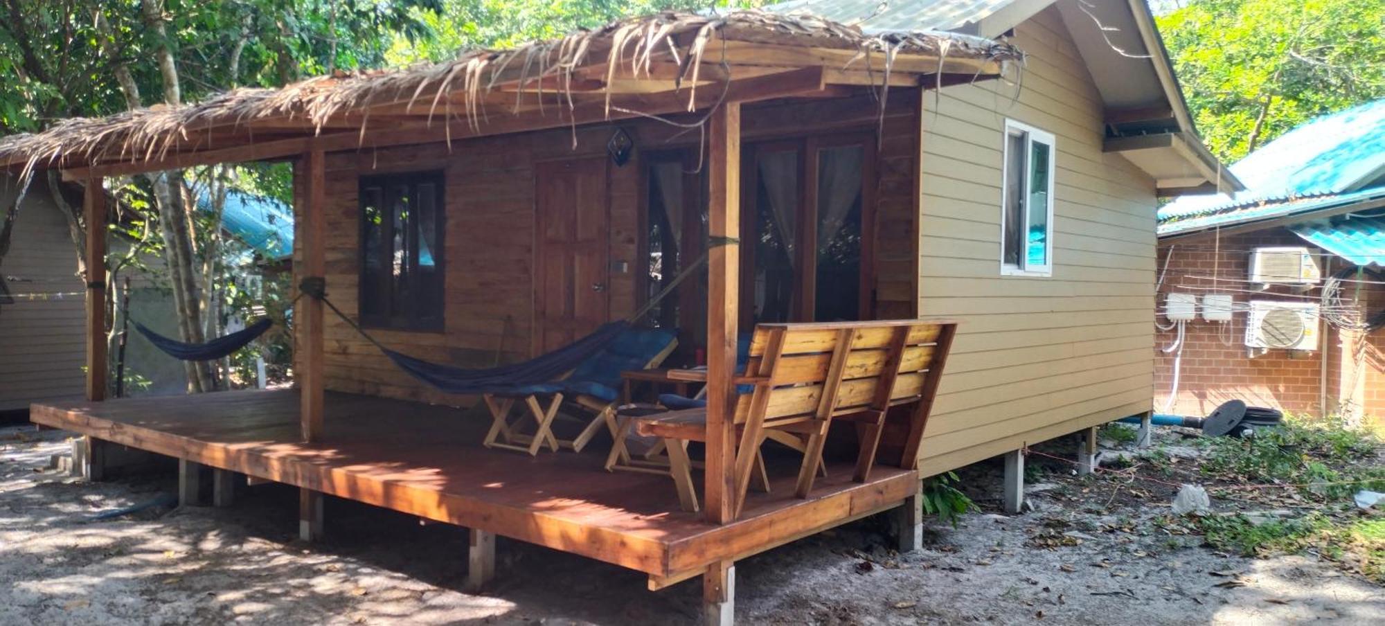 Lazy Hut Hotel Koh Phayam Eksteriør billede